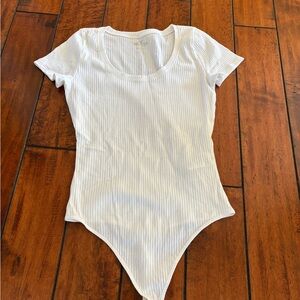 HOLLISTER RIBBED BODYSUIT